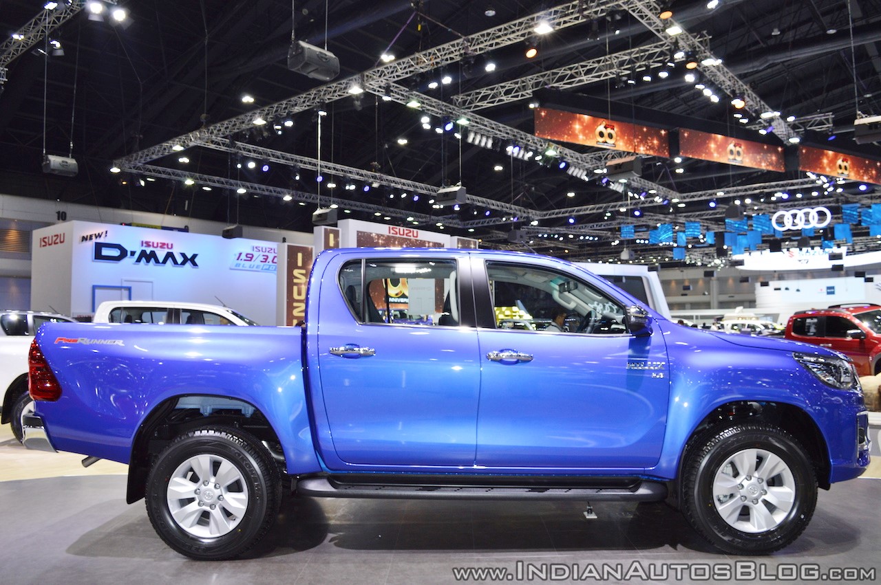 2018 Toyota Hilux Revo at Thai Motor Expo 2017 right side view