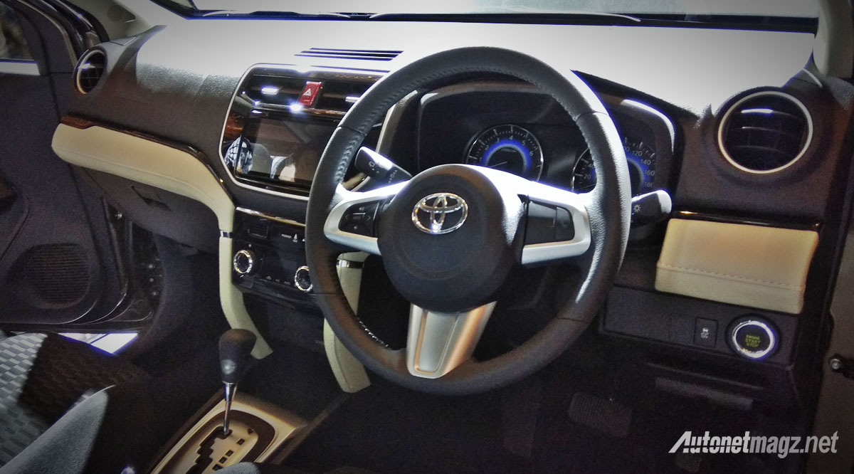 2022 Toyota Rush interior