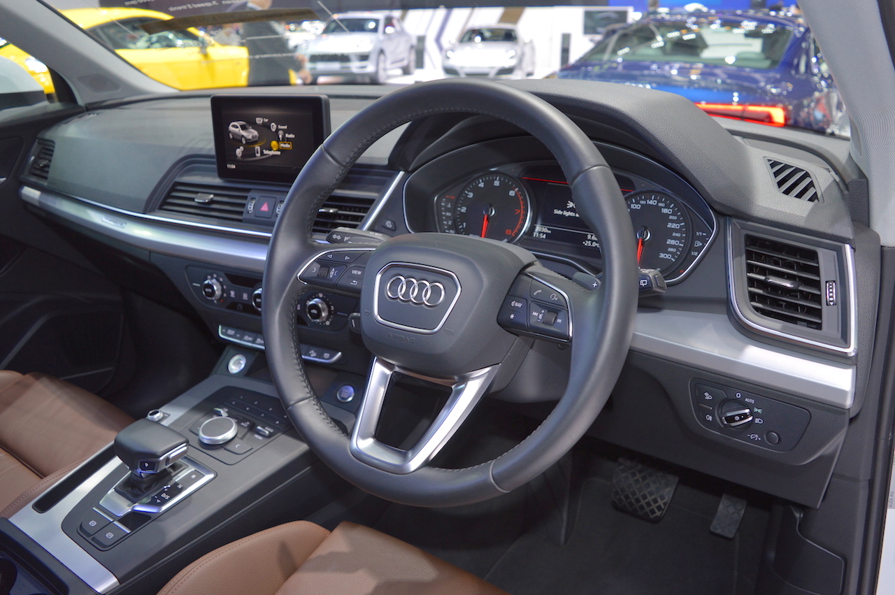 2017 Audi Q5 dashboard at 2017 Thai Motor Expo