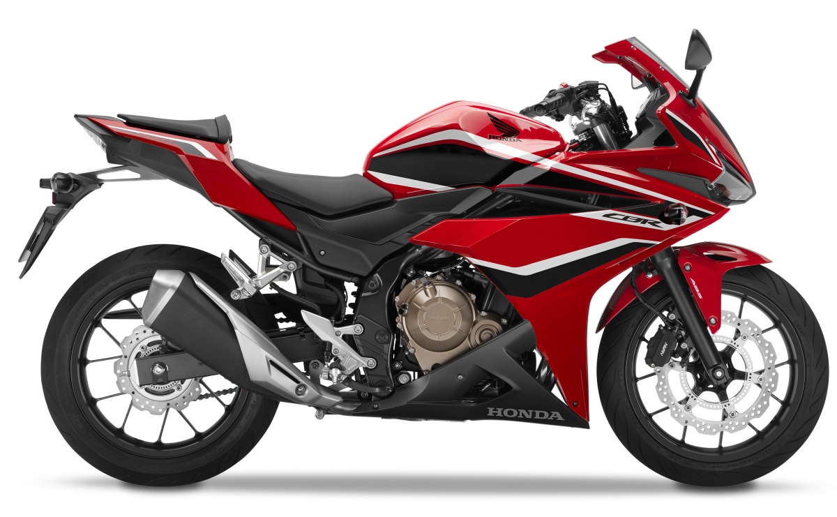 2018 Honda CBR500R Red press right side