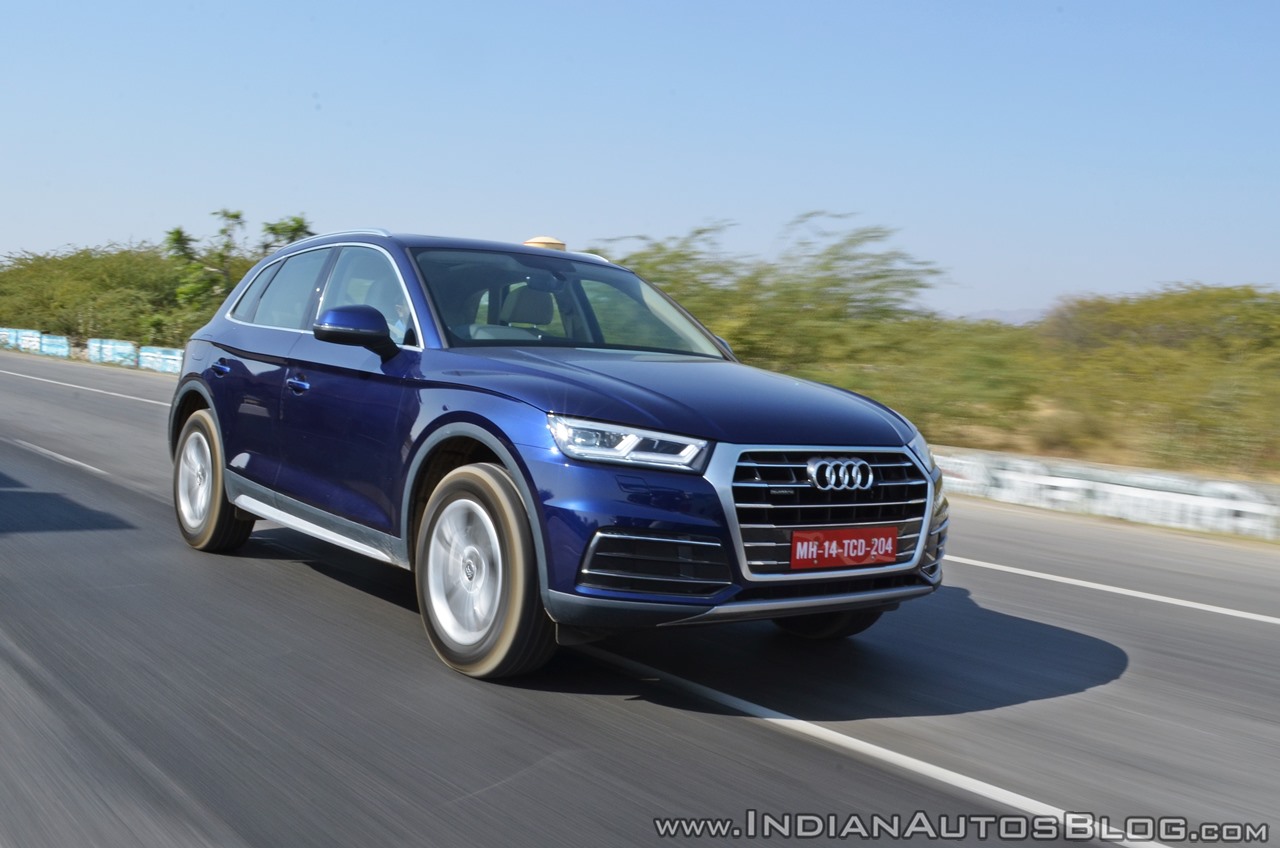 2018 Audi Q5 test drive review front three quarters motion