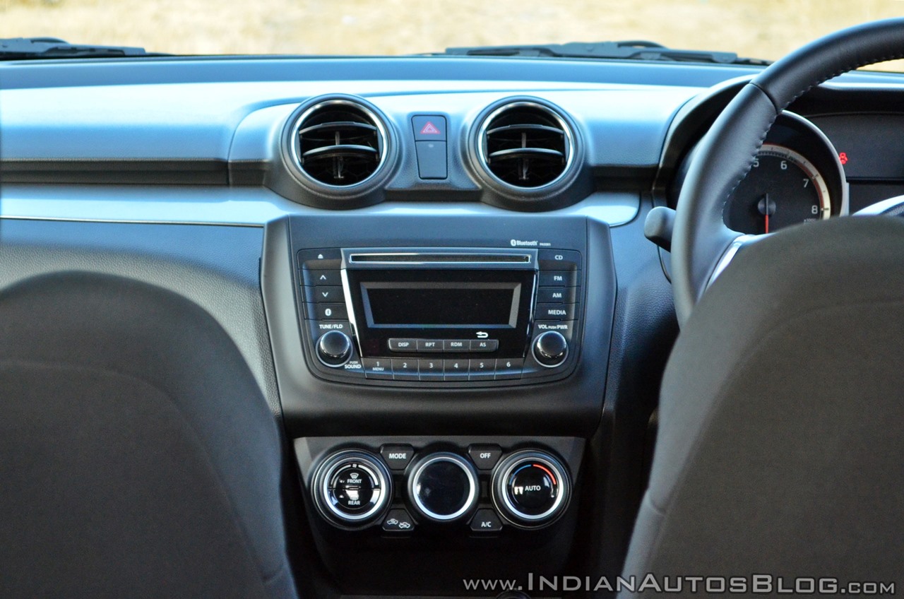 2018 Maruti Swift test drive review centre console