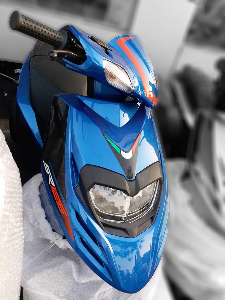 Aprilia SR 125 Blue spied by IAB Reader