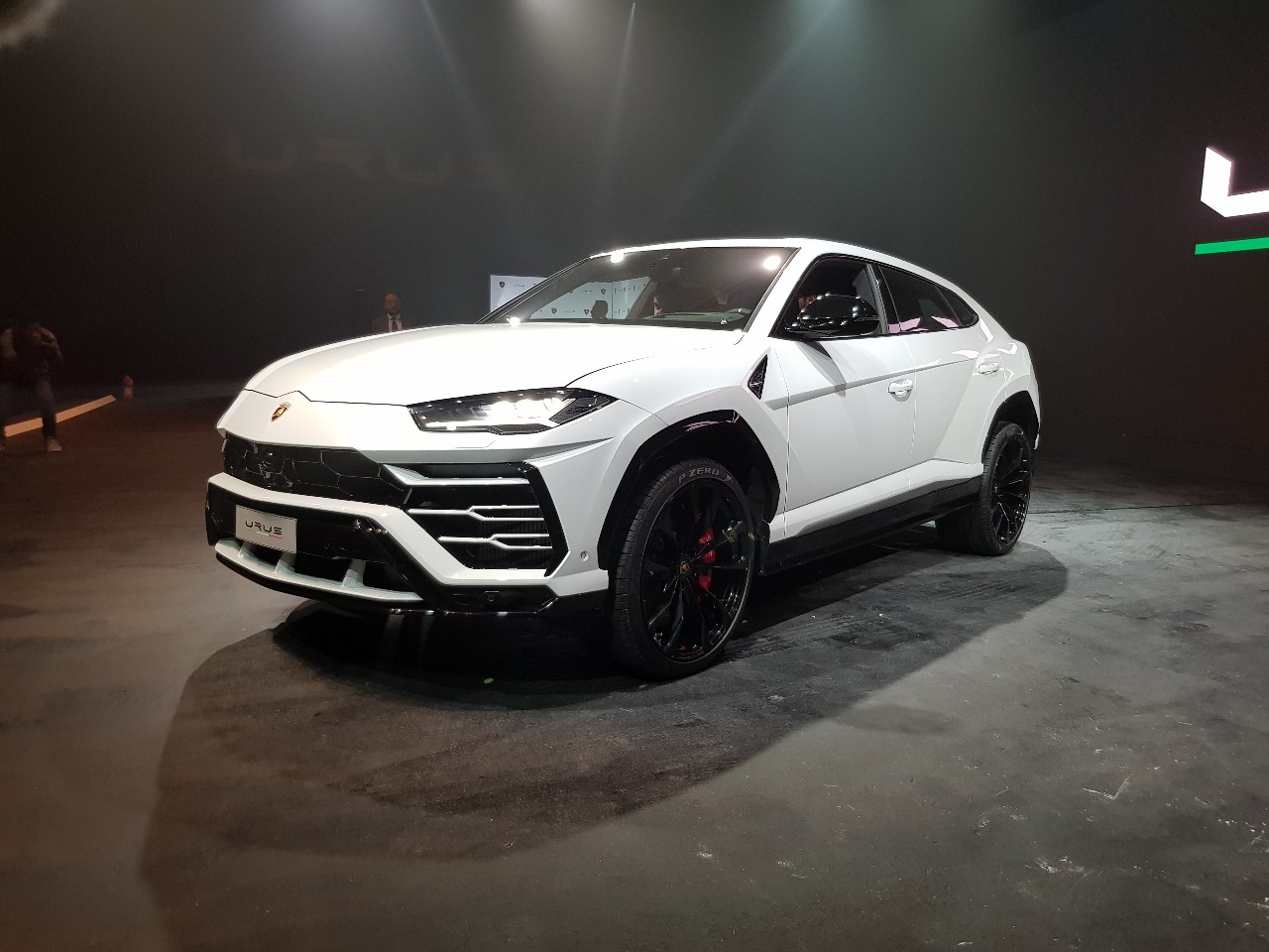 Lamborghini Urus front three quarters left side India launch