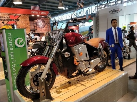 UM to officially unveil electric cruiser & 230 cc bike at the