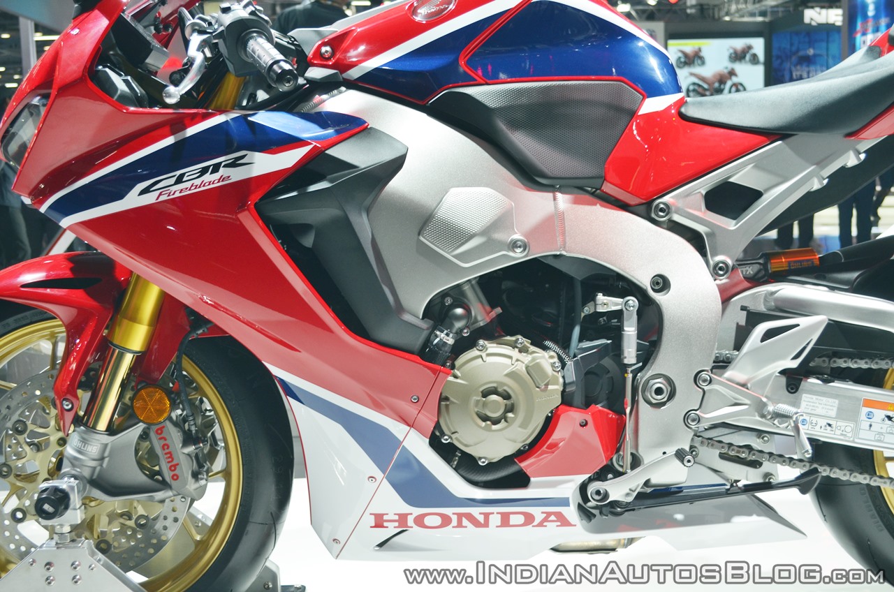 2018 Honda CBR1000RR Fireblade SP engine at 2018 Auto Expo