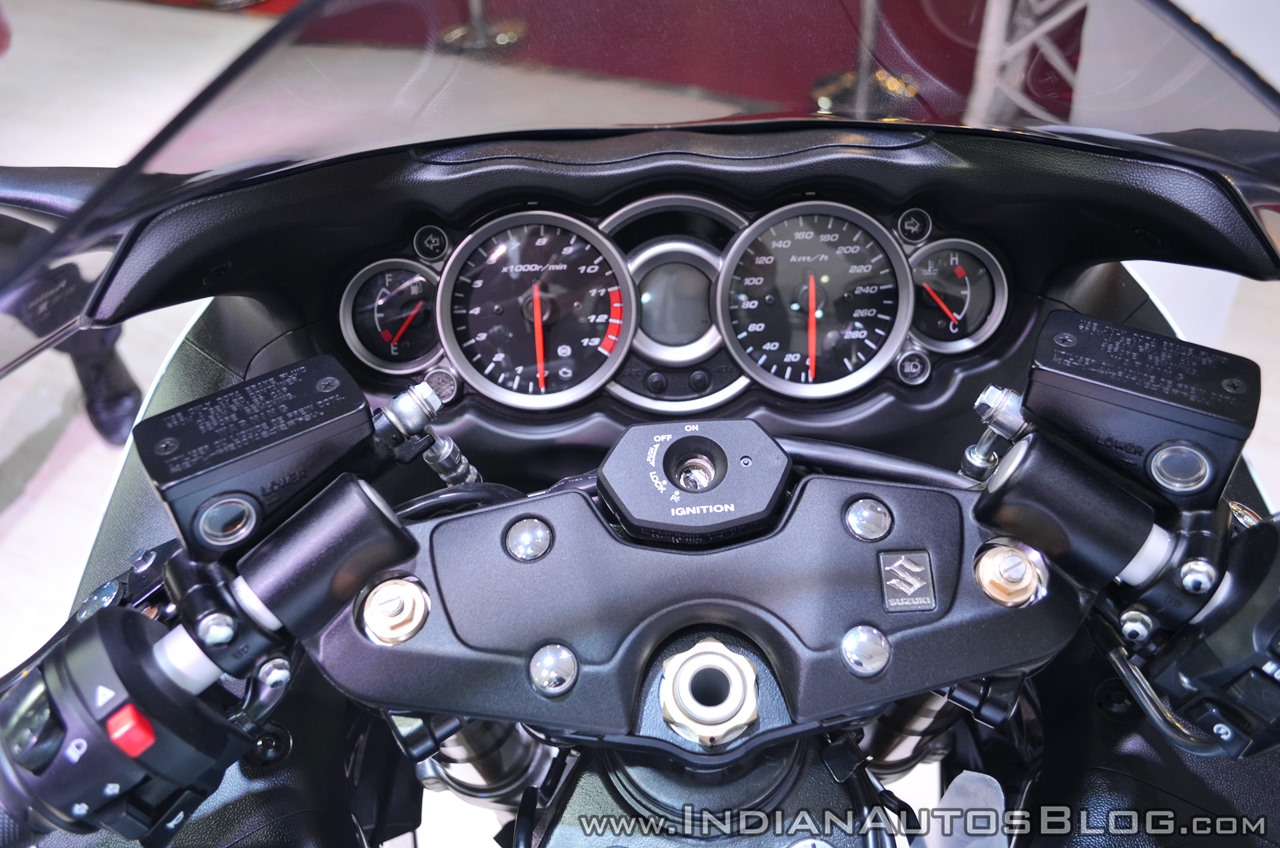 2018 Suzuki Hayabusa Black cockpit at 2018 Auto Expo