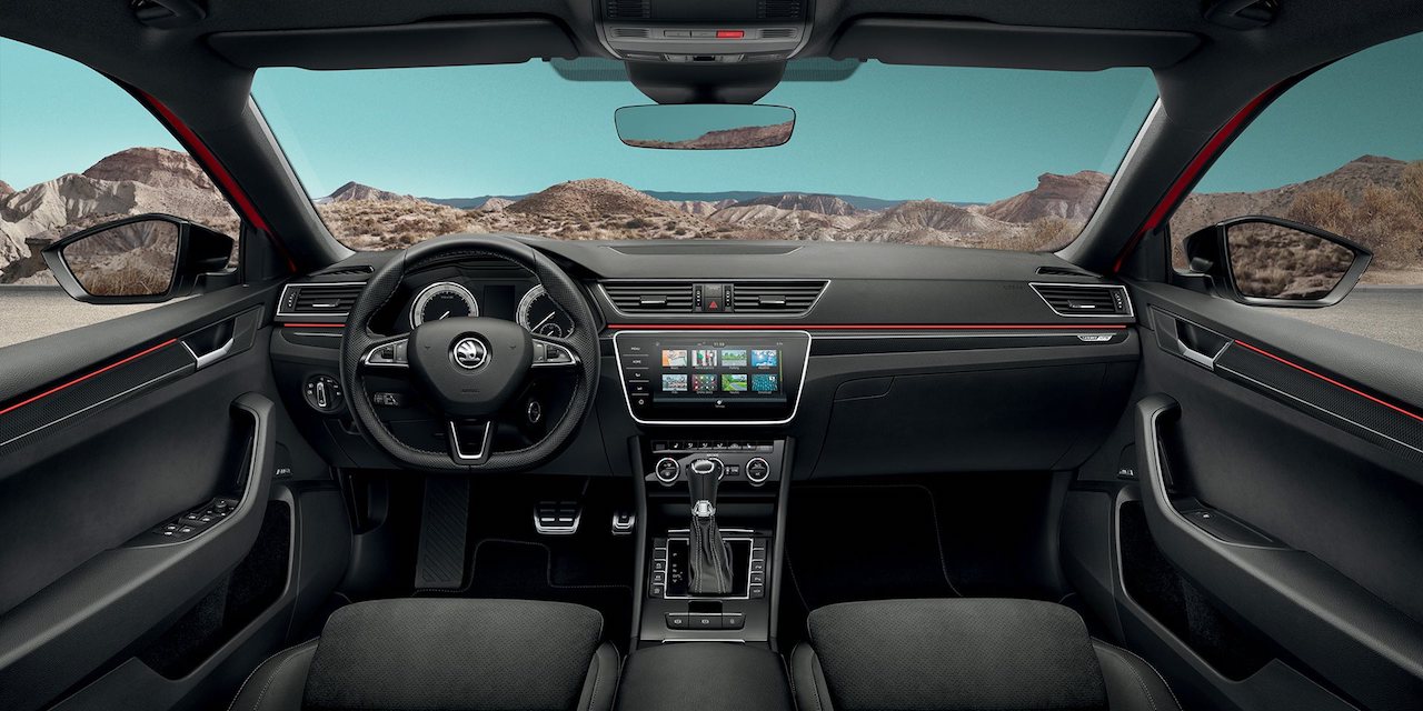 Skoda Superb Sportline interior dashboard