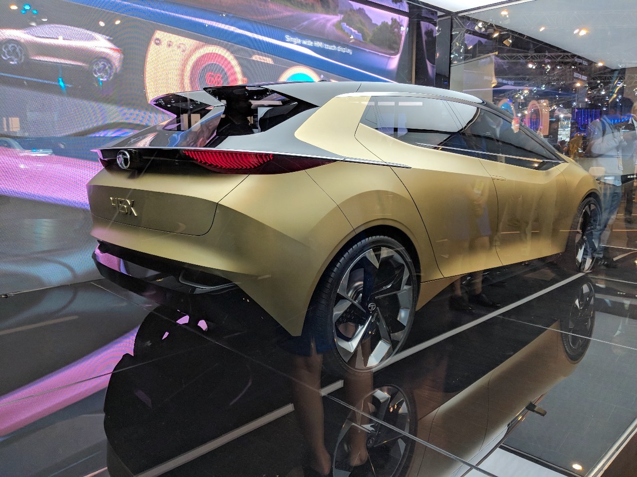 Tata 45X concept rear three quarters at Auto Expo 2018