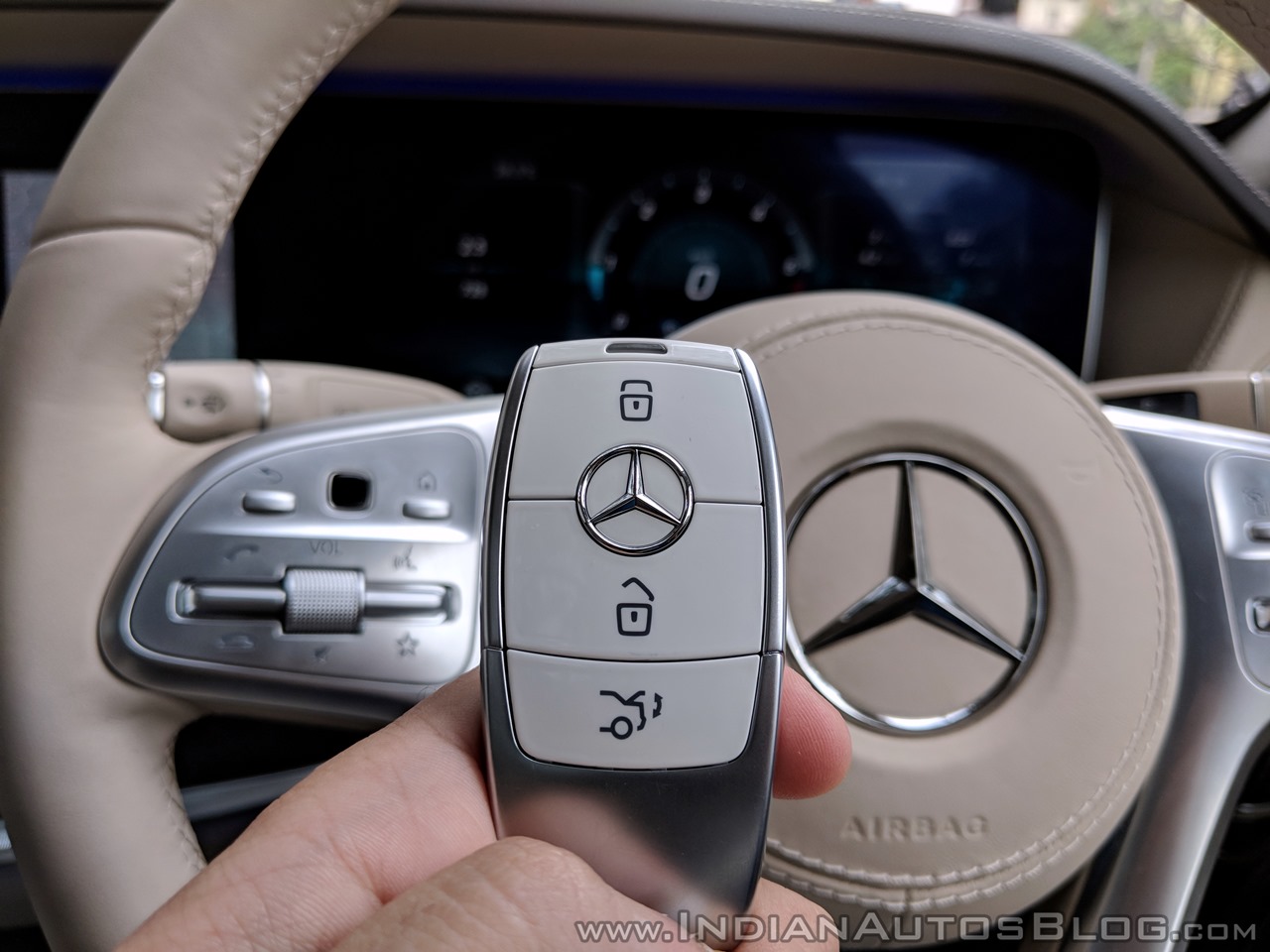 2018 Mercedes-Benz S-Class review test drive key fob