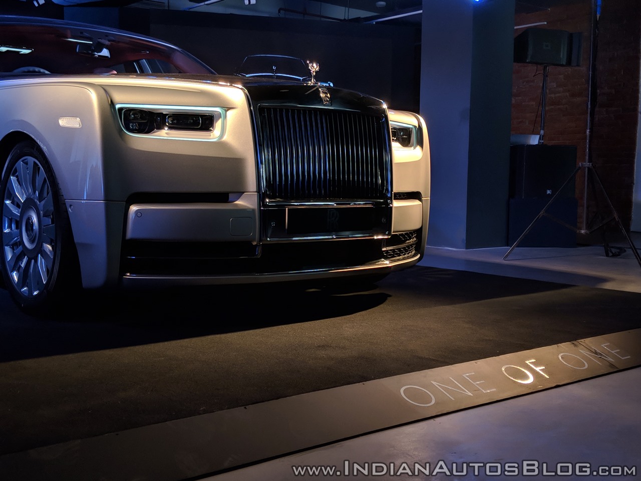 Rolls Royce Phantom VIII nose