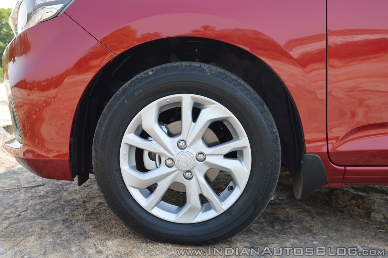2018 Honda Amaze alloy