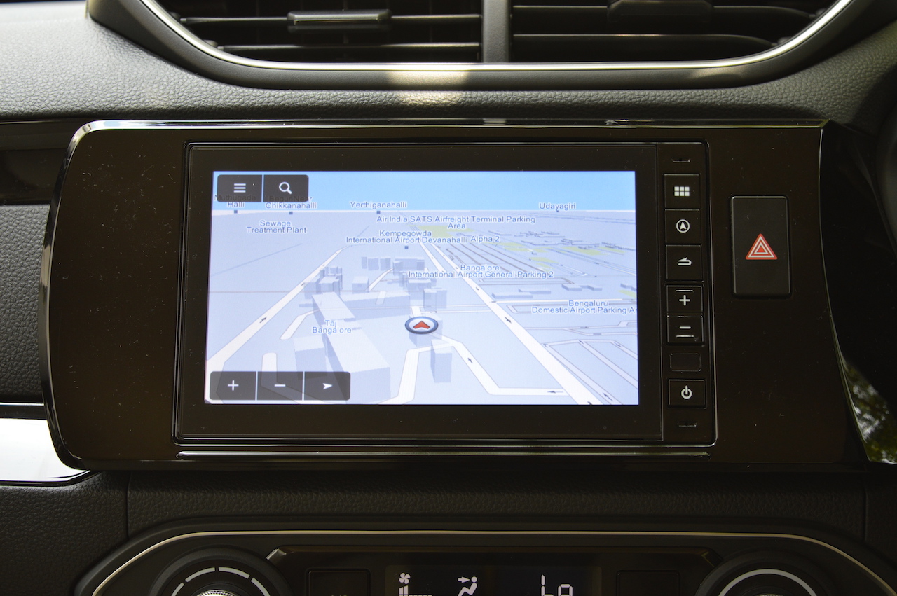 2018 Honda Amaze infotainment system
