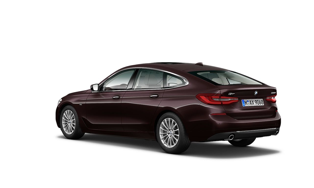 BMW 6 Series Gran Turismo Luxury Line (BMW 630d) rear three quarters