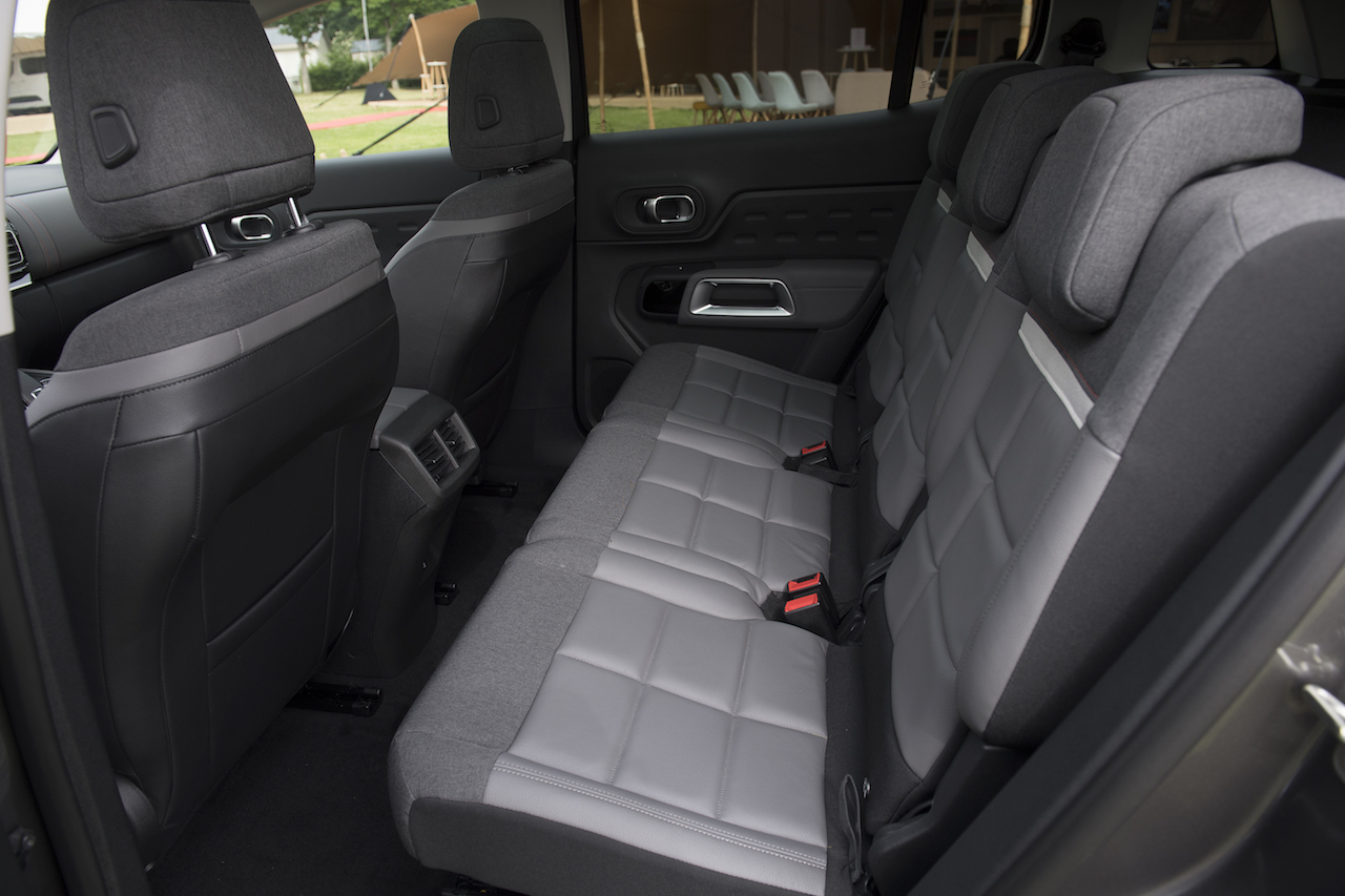 Citroen C5 Aircross rear seats