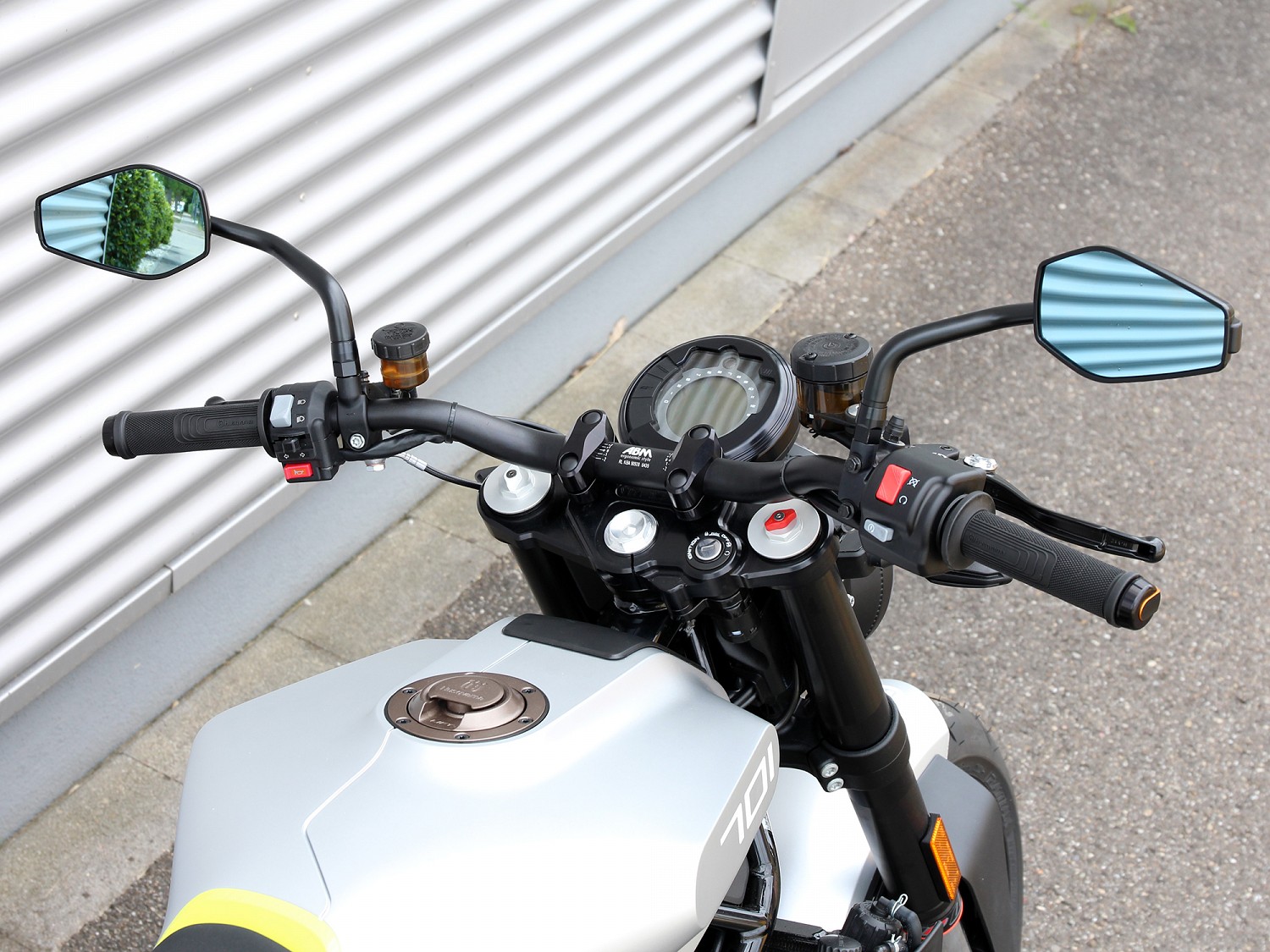 husqvarna vitpilen 701 ergonomic kit custom mirrors