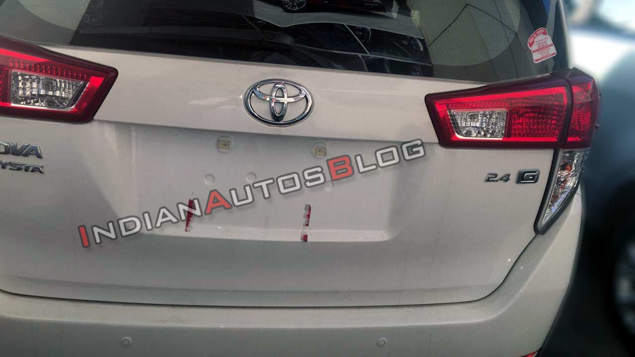 Entry Level 2018 Toyota Innova Crysta Spotted With New Features