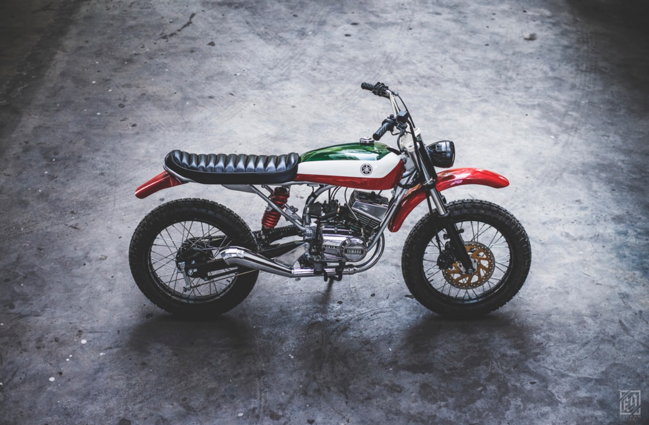 Yamaha Rx100 Modified Scrambler Right Side