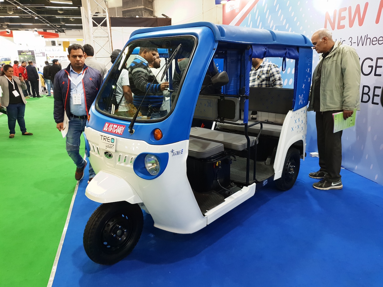 Mahindra e deals rickshaw treo price