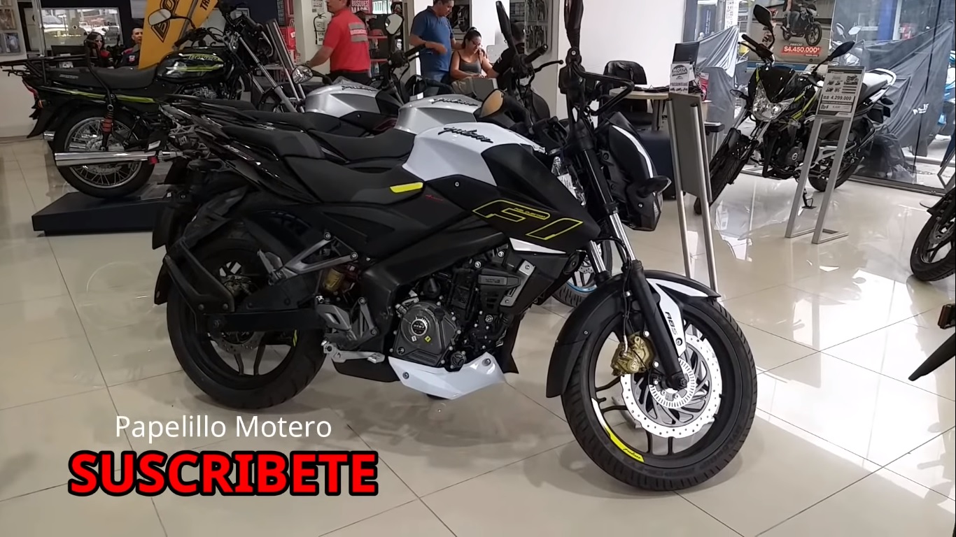 International Spec Bajaj Pulsar Ns0 Gets Neon Blue Yellow And Red Stickers Video