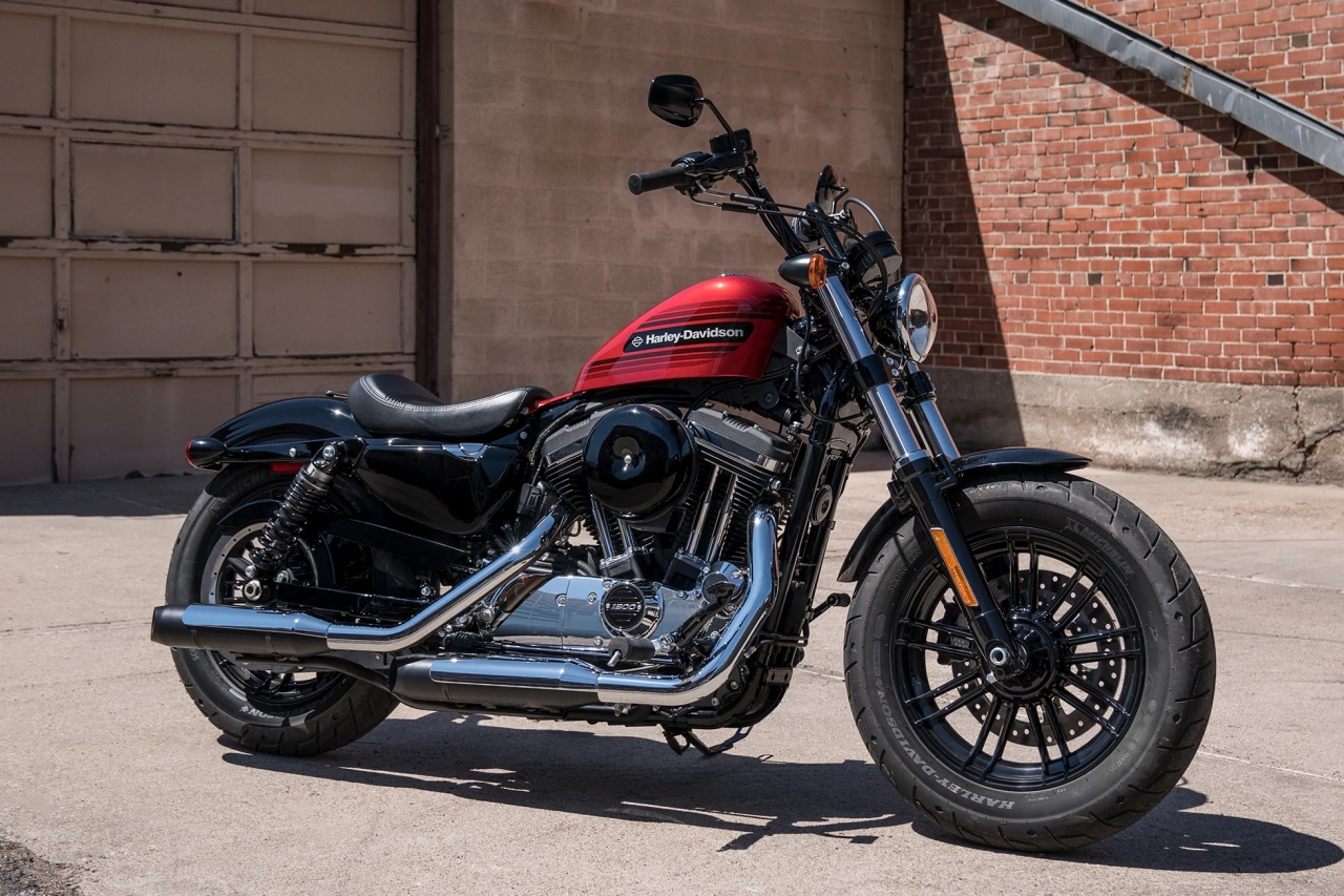 2019 Harley-Davidson Forty-Eight Special & Street Glide ...