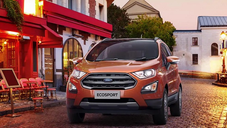  Los precios de Ford EcoSport se redujeron hasta INR 57,400, comparación oficial de precios en el interior