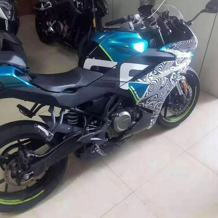 Production ready CFMoto 300SR spied for the first time