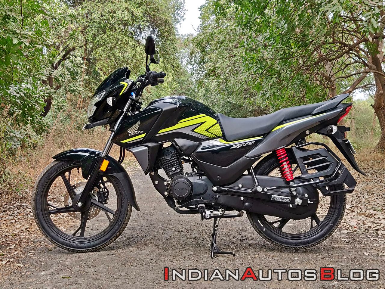 Bs Vi Honda Scooter And Bike Sales Cross 5 5 Lakh Units