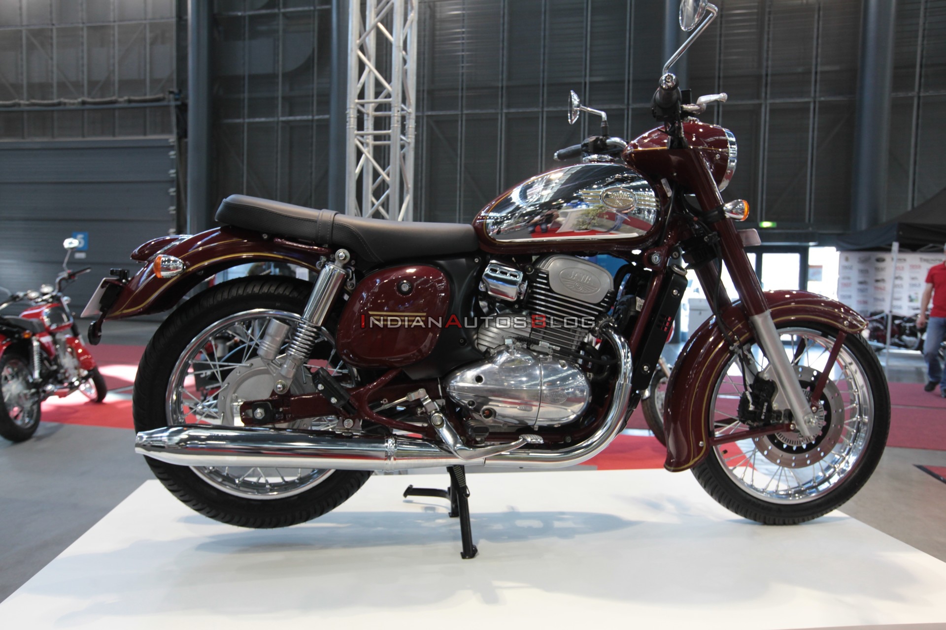 Jawa 300 Classic Showcased In Europe Ahead Of Launch This Year