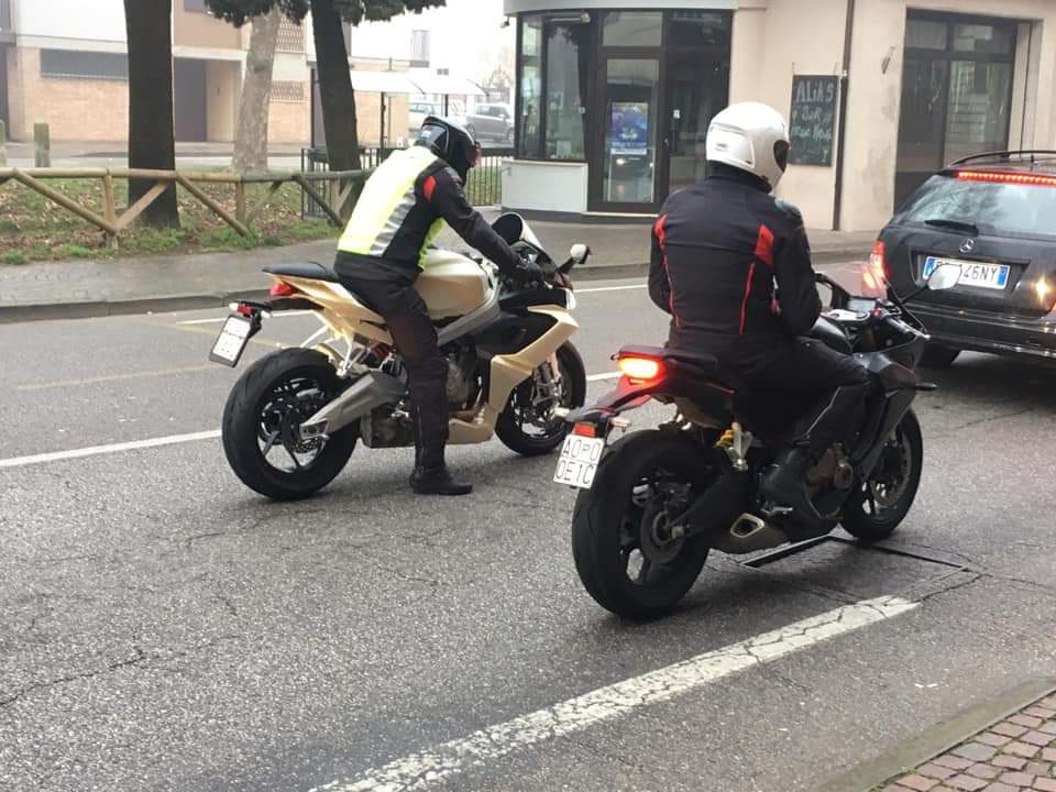 Aprilia Rs 660 Spied Naked Ready To Take On Kawasaki Ninja Zx 6r