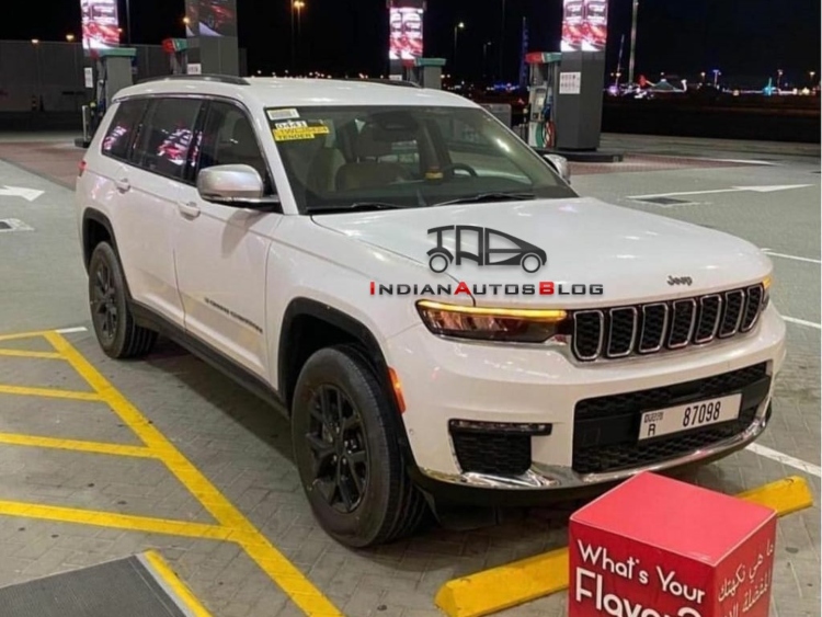 2022 Jeep Grand Cherokee L Spotted In Flesh For The First Time In Dubai