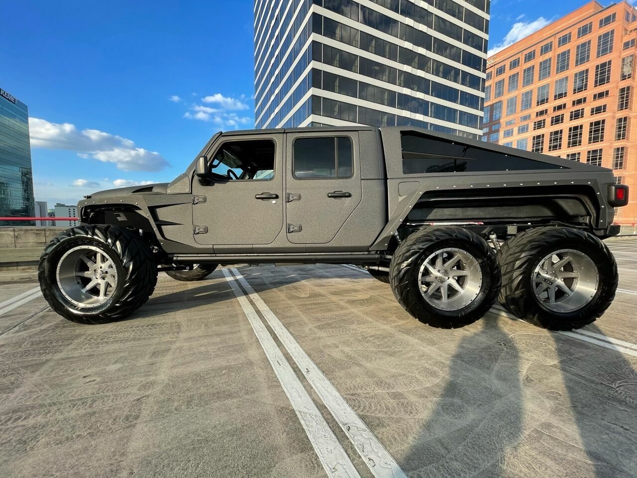 Jeep-Based Apocolypse Hellfire 6×6 Is A Crazy Road Legal Vehicle