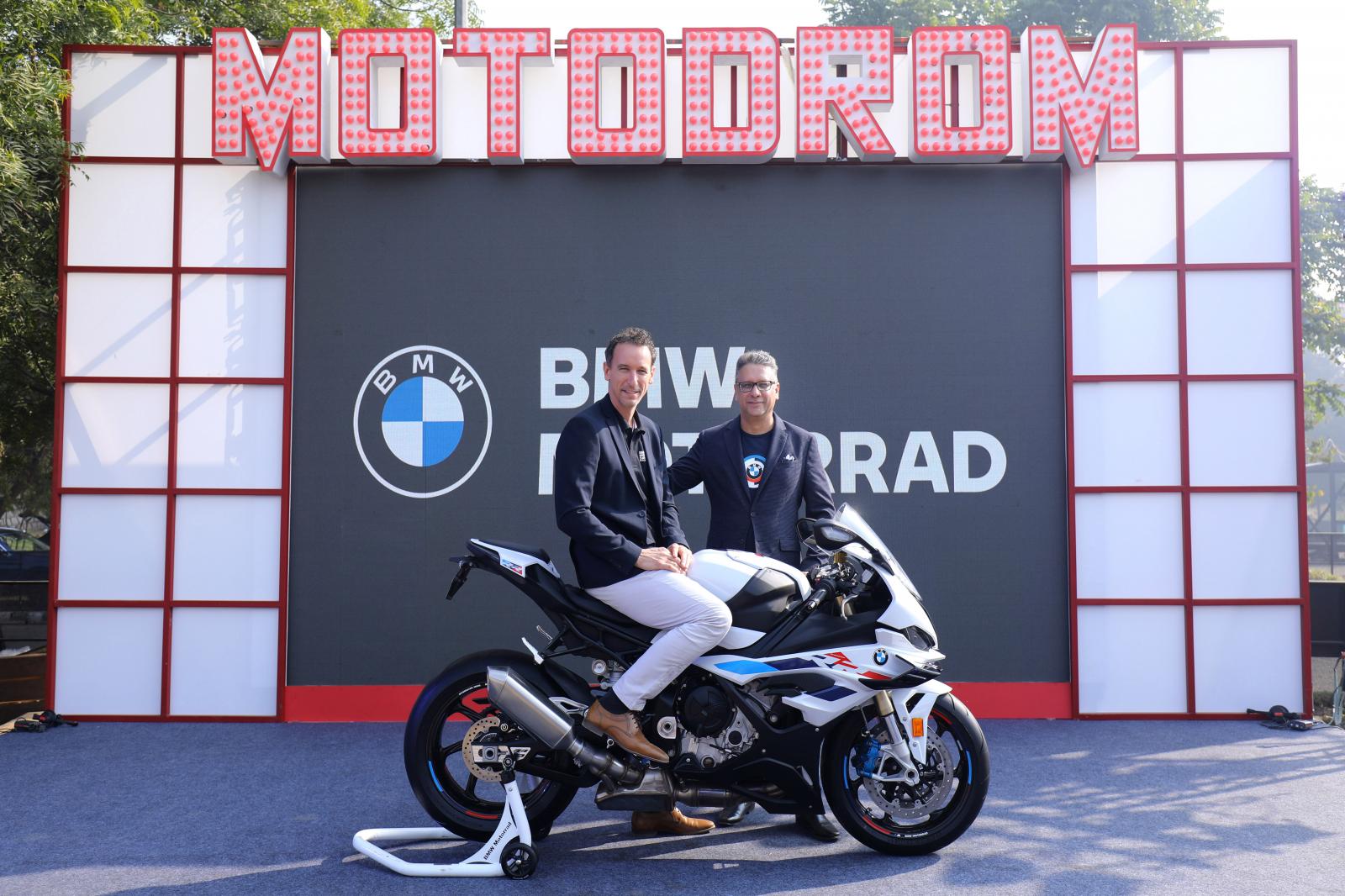 2023 BMW S1000RR Launched in India, Starts at Rs 24.25 Lakh