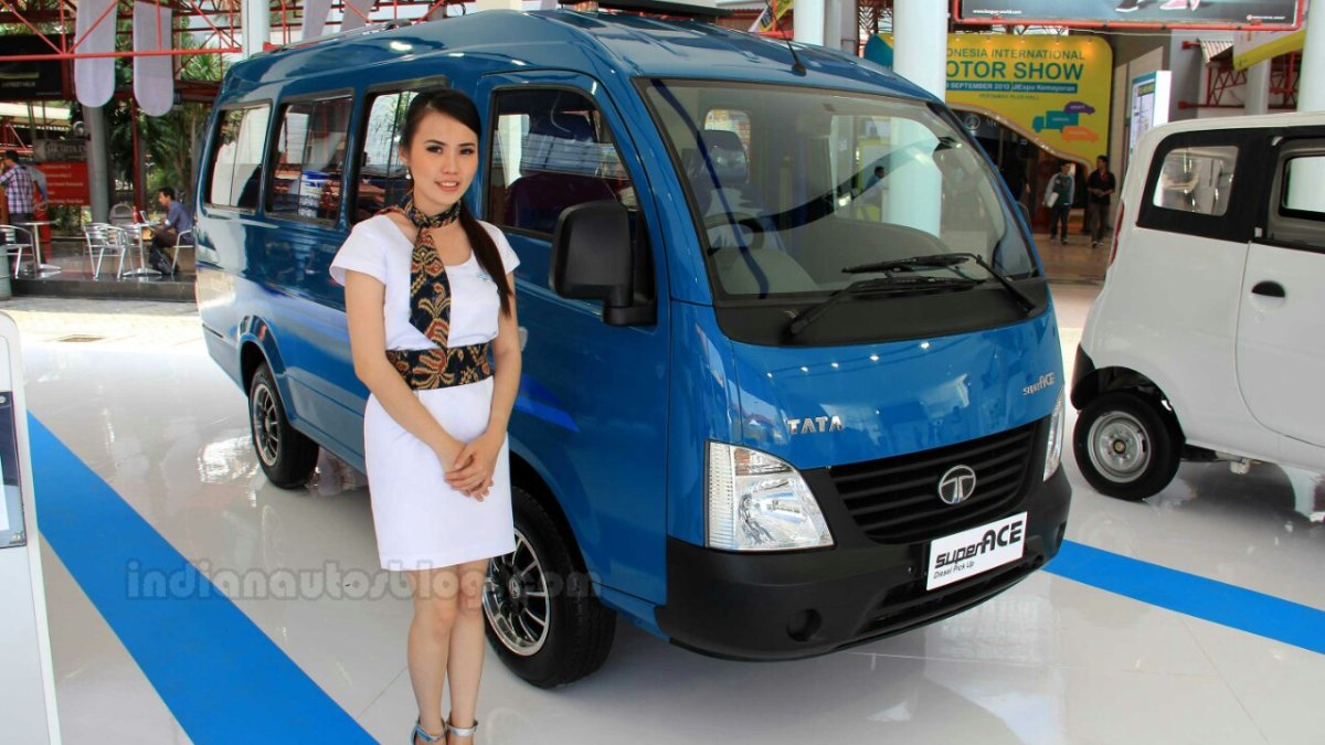 tata super ace van price