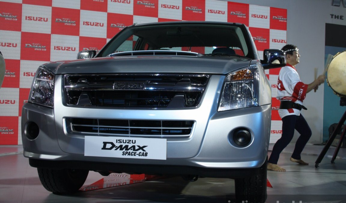 Auto Expo 2014 - Isuzu D-MAX Space Cab unveiled