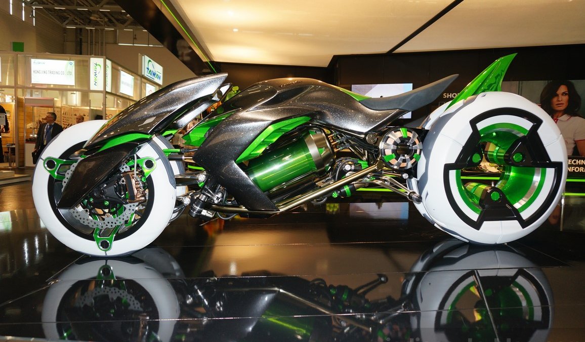 Kawasaki Concept J (electric three wheeler) video released