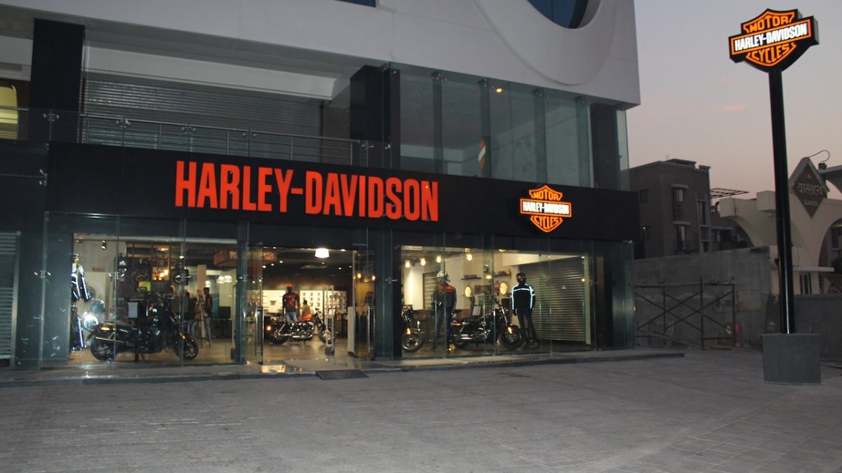 Harley Davidson Opens New Dealerships In Surat Bangalore