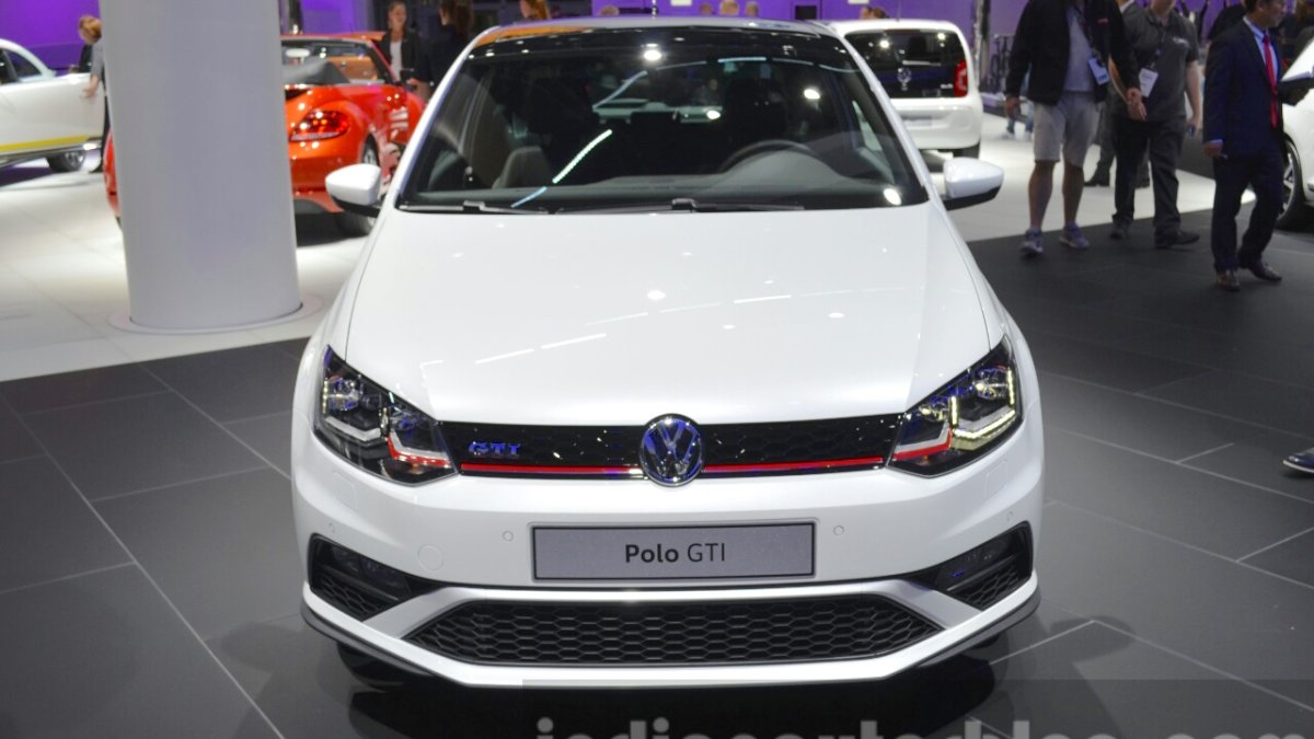 Volkswagen Polo GTI ホワイト Volkswagen showcases India-bound VW Polo GTI with 1.8L TSI engine