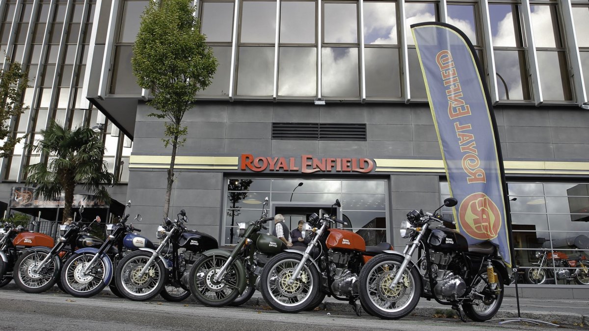 royal enfield showroom