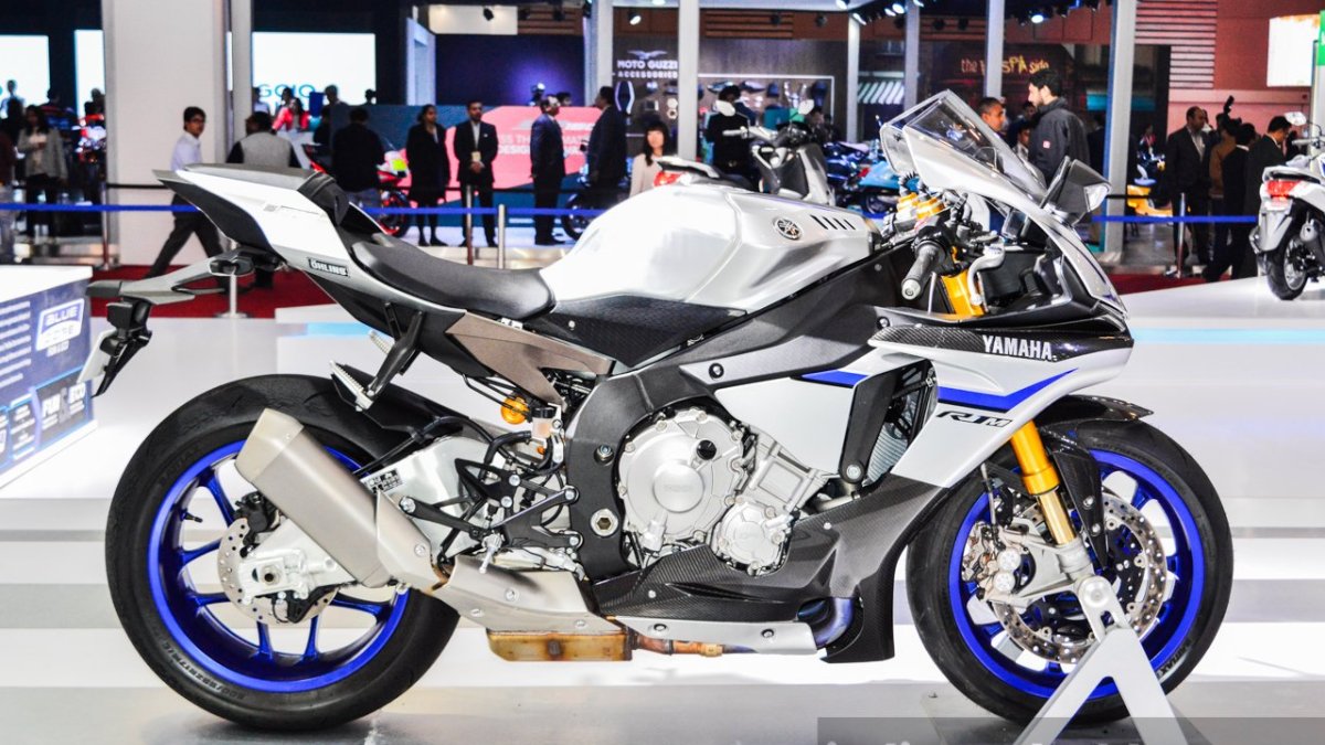 Yamaha r1m deals colors