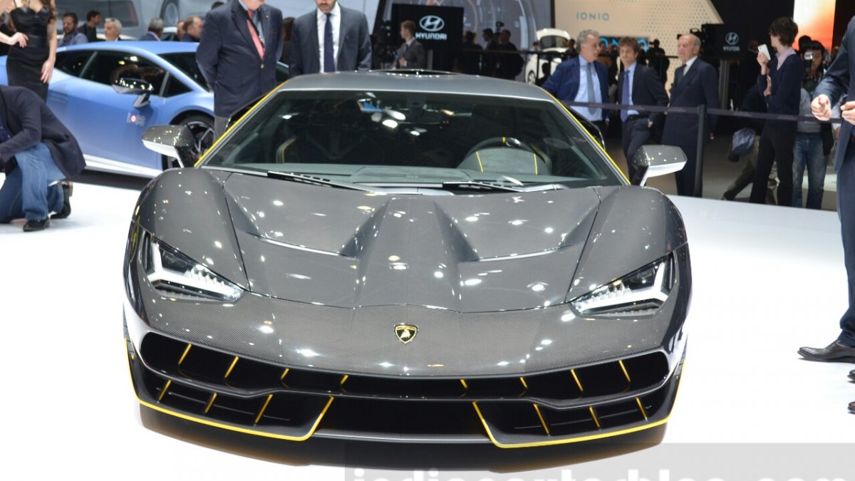 Lamborghini Centenario LP770-4 - Geneva Motor Show Live