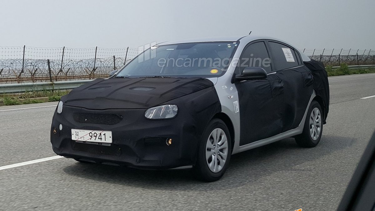 17 Kia Rio Sedan Spotted For The First Time