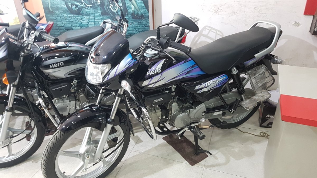 Hf deluxe deals bike price 2018