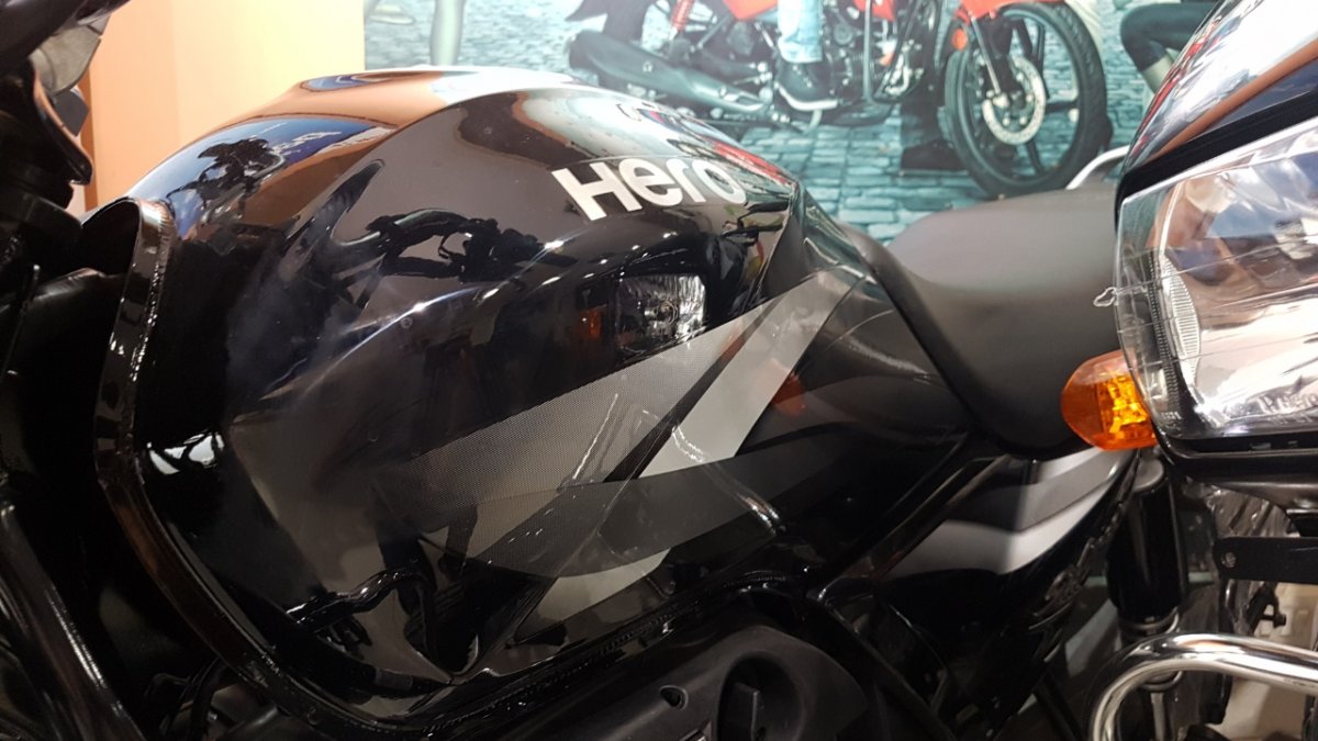 Hero splendor pro fuel deals tank price