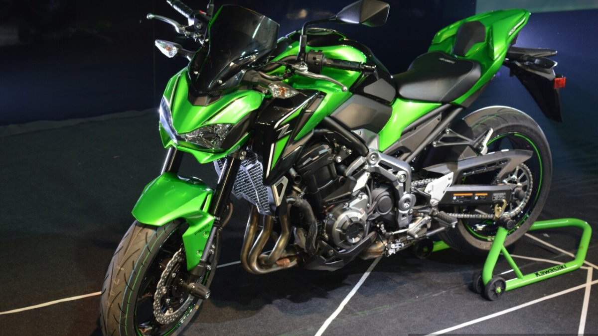 17 Kawasaki Z900 Launched In India At Inr 9 Lakhs