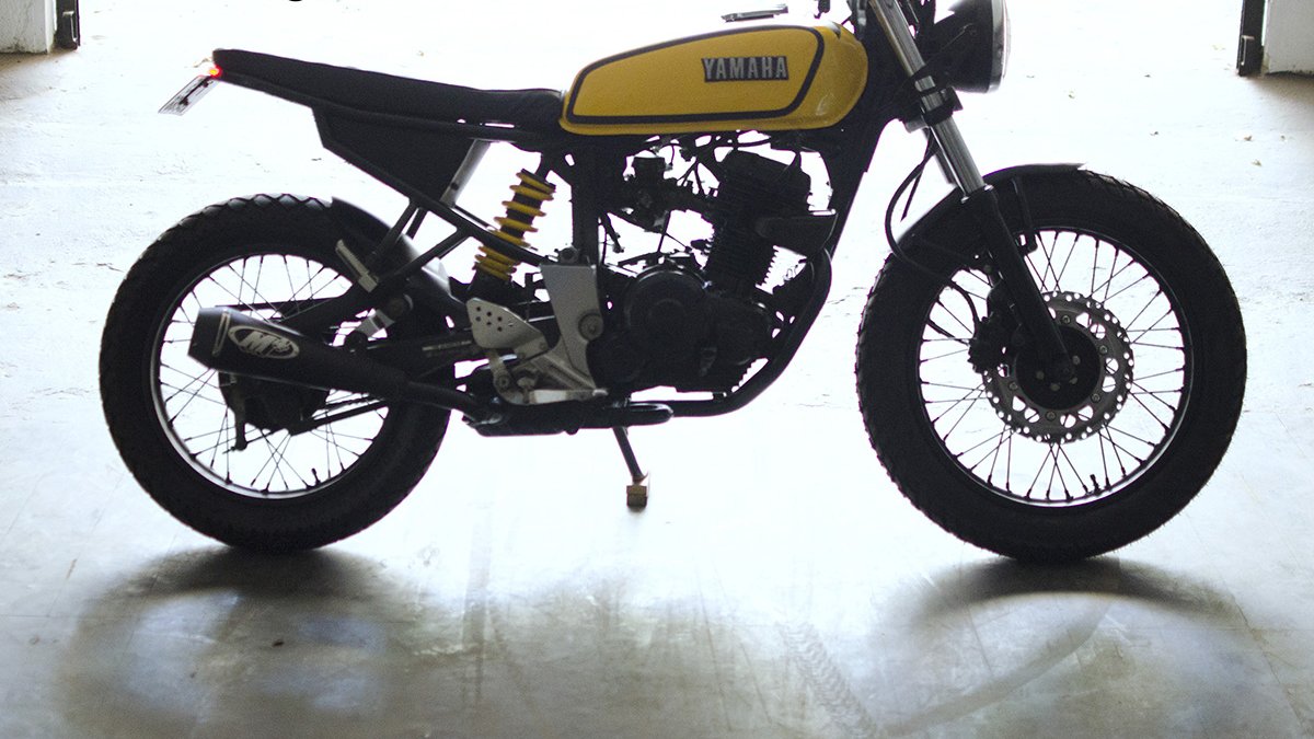 Yamaha Fz Modified Into A Yamaha Rx100 By Gear Gear Motorcycles
