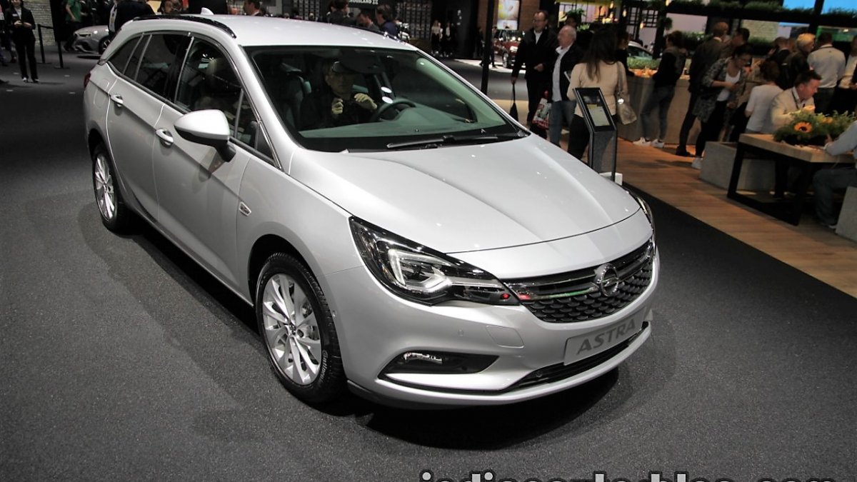 Opel Astra K Sports Tourer: Premiere auf der IAA - IAA 2015:   Auto-Nachrichten