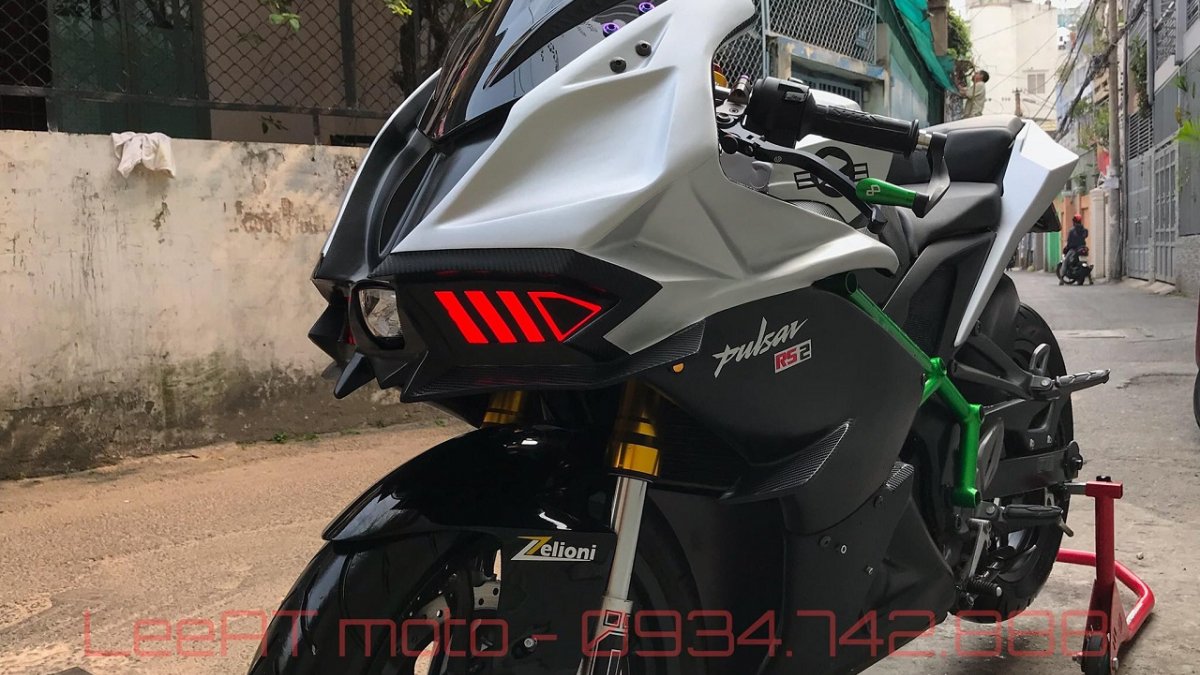 Bajaj Pulsar Rs0 Modified To Look Like Kawasaki Ninja H2r