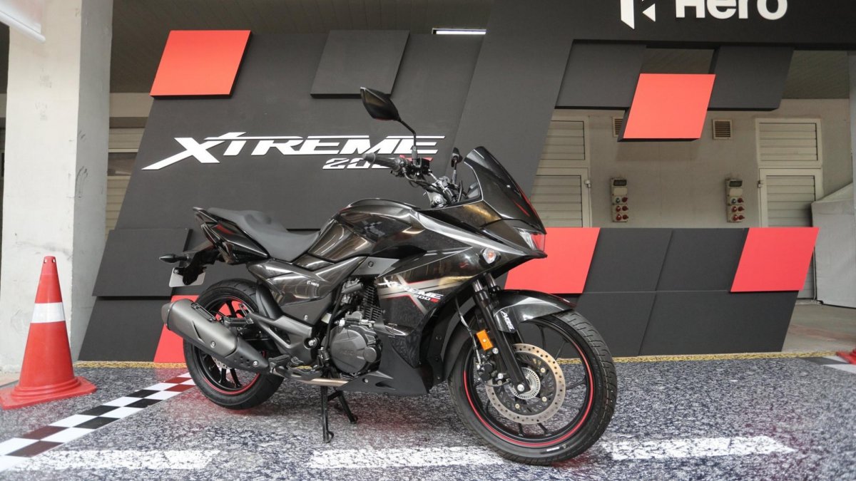 hero xtreme 200s on road price