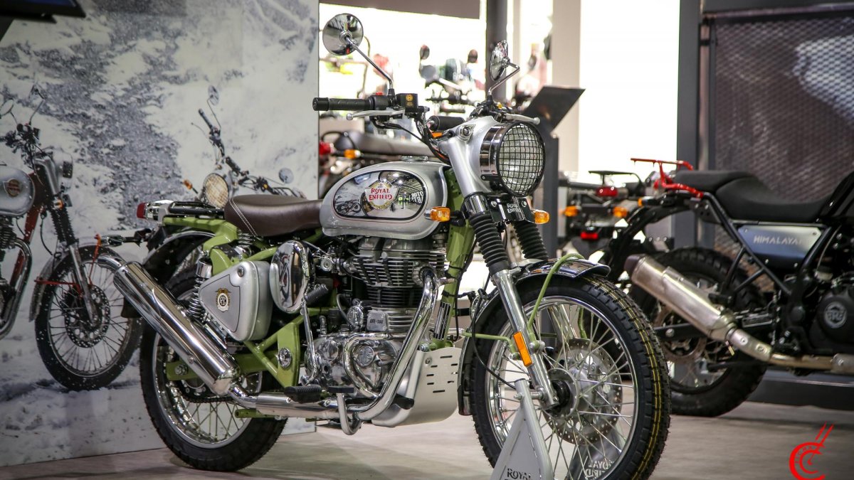 Royal enfield clearance classic trials